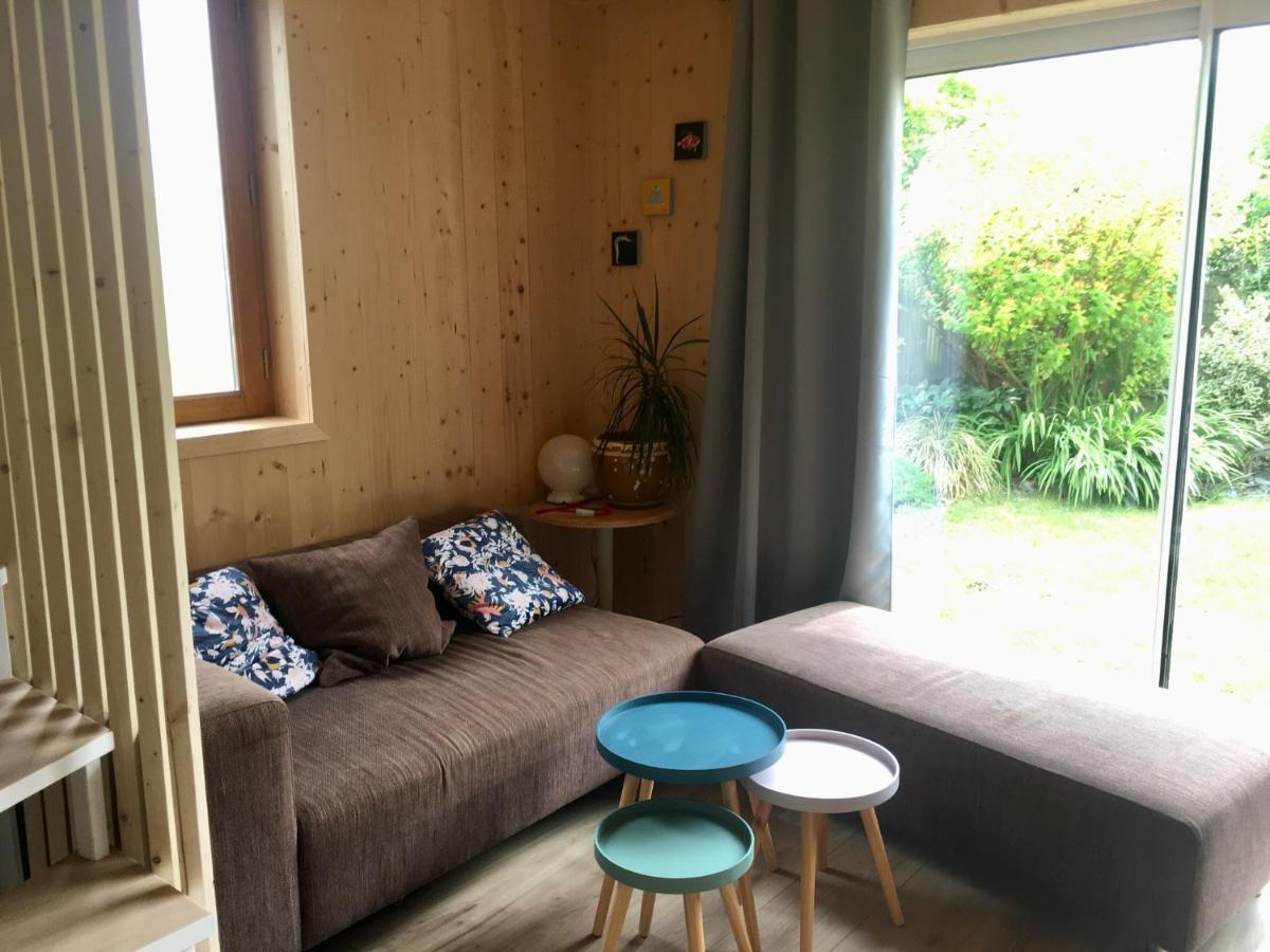 Villa Gite la Chouette Bicoque, petite maison rénovée en bois une chambre, une mezzanine en bord de Rance à La Richardais Extérieur photo