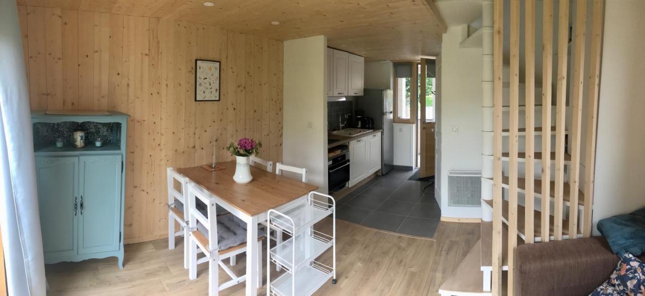 Villa Gite la Chouette Bicoque, petite maison rénovée en bois une chambre, une mezzanine en bord de Rance à La Richardais Extérieur photo